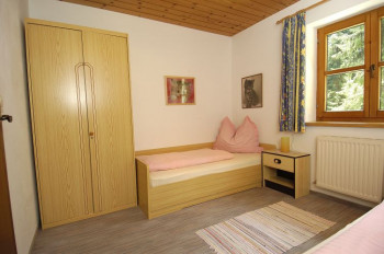 Schlafzimmer mit 2 Einzelbetten