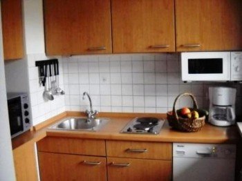 Küche m. Geschirrspüler, Tischbackofen
