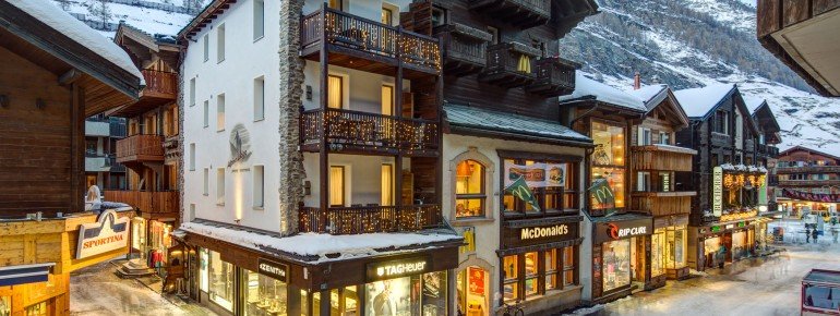 Alpine Lodge
