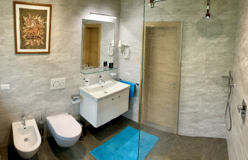 Badezimmer Neu