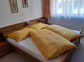 2-Bettzimmer
