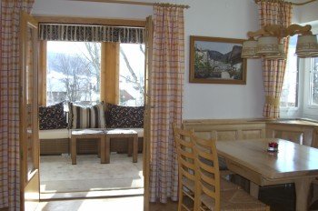 Wohnküche mit Wintergarten