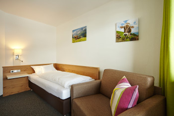 Schlafzimmer 2