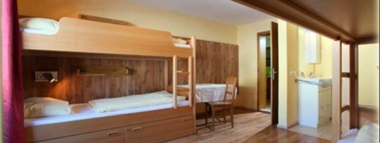 4- Bettzimmer mit Dusche/WC