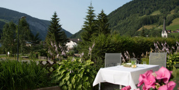 Sitzplatz vor der Fewo Erdgeschoss