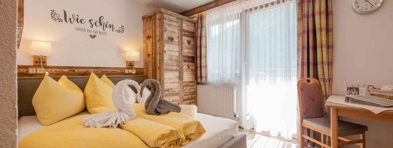 Reinkuscheln kann sich hier gut in dieses feine Bett