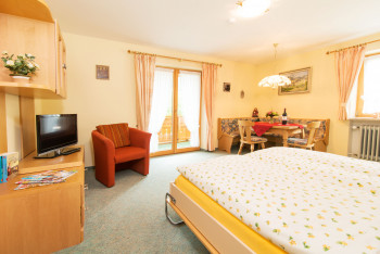 Doppelzimmer m. Sitzecke