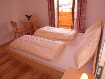 Ferienwohnung Gänseblümchen Schlatzimmer 1