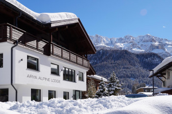 Garni Hotel Arya Alpine Lodge im Winter