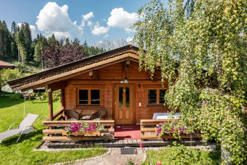 Chalet Lärche im Hotelgarten