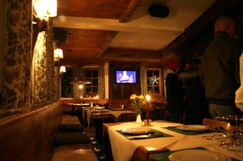 Gaststube und Bar