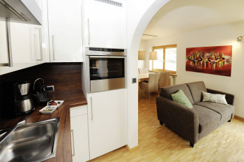 KT2 Wohnzimmer mit Küche