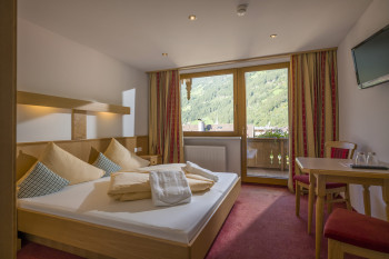 Doppelzimmer Classic mit Balkon
