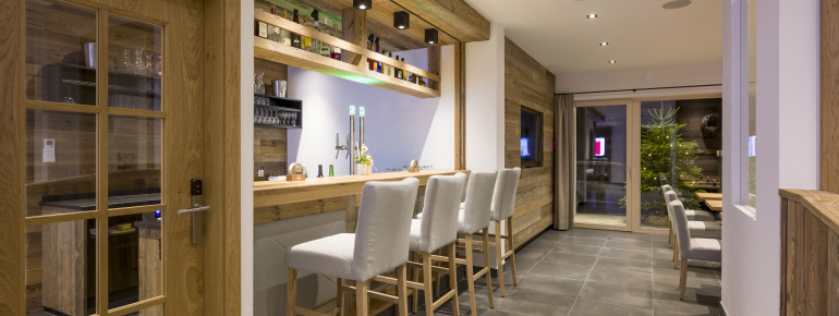 Hotel Bar