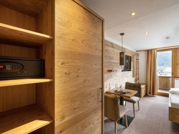 Doppelzimmer Deluxe mit Balkon