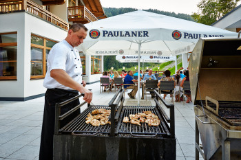 Grill auf der Sonnenterrasse
