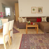 Wohnzimmer und Esszimmer Wohnung A
