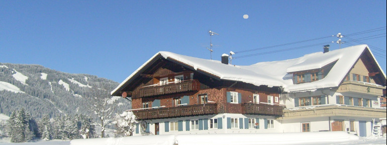Alpen- Glühen Obermaiselstein im Park Nagelfluhkette
