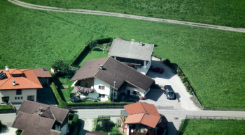 unser Haus ist in der Mitte