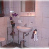 Dusche/WC in allen Zimmern