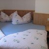 Schlafzimmer mit 1,4 m breitem Bett