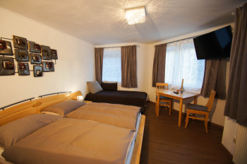 Dreibettzimmer Haus Eder-Steiner