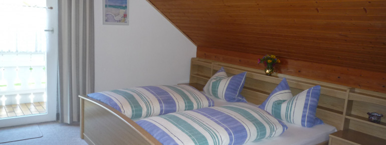 Schlafzimmer 2