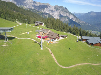 im Sommer mit dem Auto erreichbar