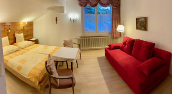 HEIDI_Schlafzimmer (bis 4 Personen)