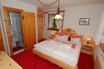 Zirbenholzschlafzimmer Fw. Ahornblick