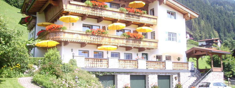 Haus im Sommer