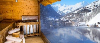 Panorama Zirbensauna mit Blick über Hinterglemm
