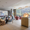 Lounge und Billard-Raum