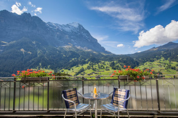 Zimmer mit Blick auf den Eiger
