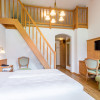Hotel-Zimmer mit Platz und Komfort