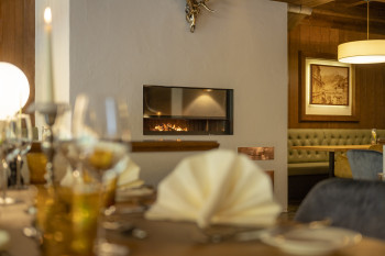Restaurant mit Kamin