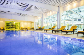 Thermalhallenpool