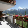 Panoramasonnenbalkon im Sommer