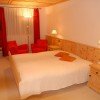 Einfaches, neues Doppelzimmer