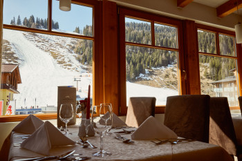 Restaurant im Hotel Enzian.