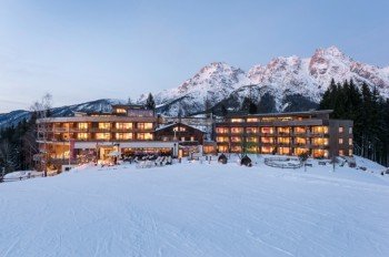 Alleinlage auf 1050 Meter mitten im Skigebiet