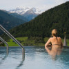 SPA outdoor pool