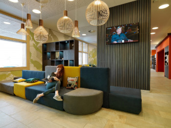 Lobby Hotel Hall