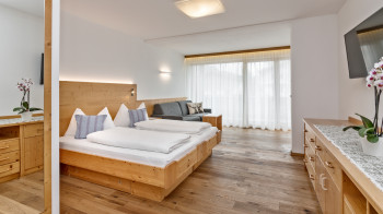 SuperiorDoppelzimmer 30 m²  -    