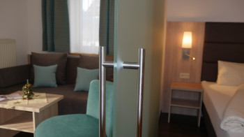 Neue Junior Suiten mit Wohn- und Schlafzimmer