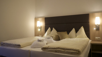 Neue Junior Suiten mit komfortablen Boxspringbetten