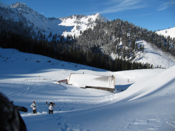 Langlauf und Schneeschuh Verleih