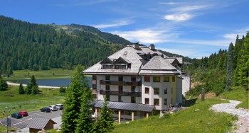 Aussenansicht Sommer
