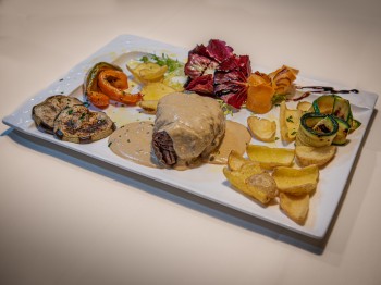 Rinderfilet (vom Grill mit grünem Pfeffer)
