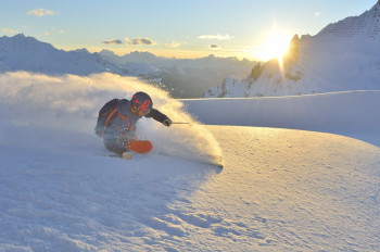 Tiefschneeabfahrt